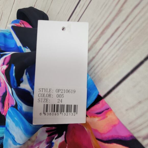 Fullfitall Black Floral One Piece Swimsuit - Size 24 - Picture 5 of 5